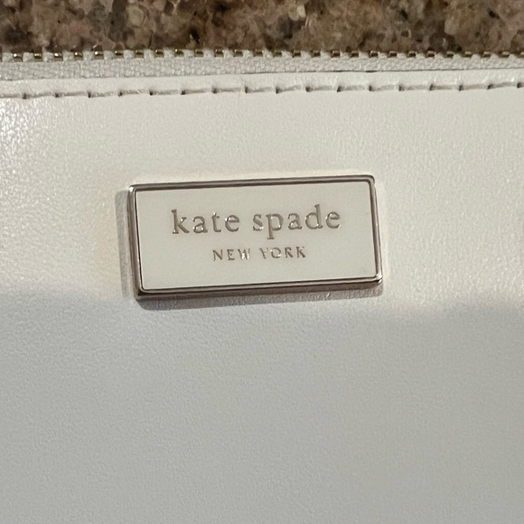 Kate Spade New York saffiano leather zip top belt bag Size L/XL NWT - Picture 8 of 12
